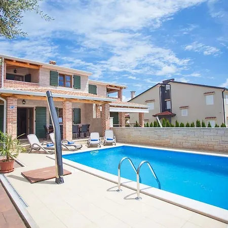 Holiday home Mare Vabriga