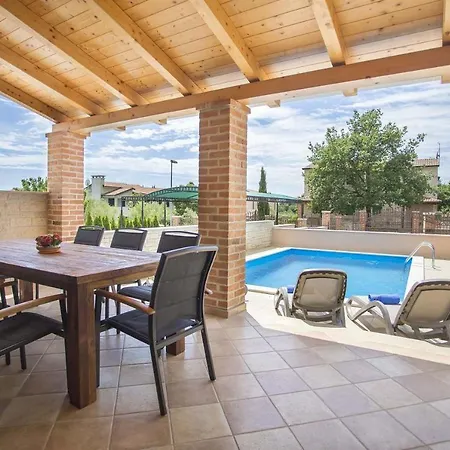 Holiday home Mare Vabriga Tar-Vabriga